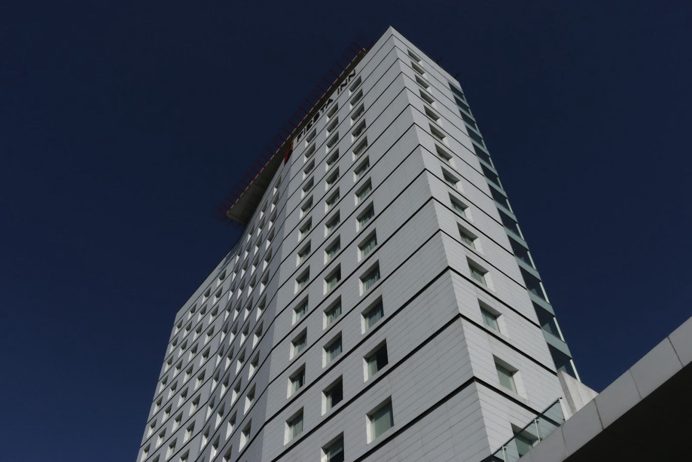 Edificio con Alcopalme